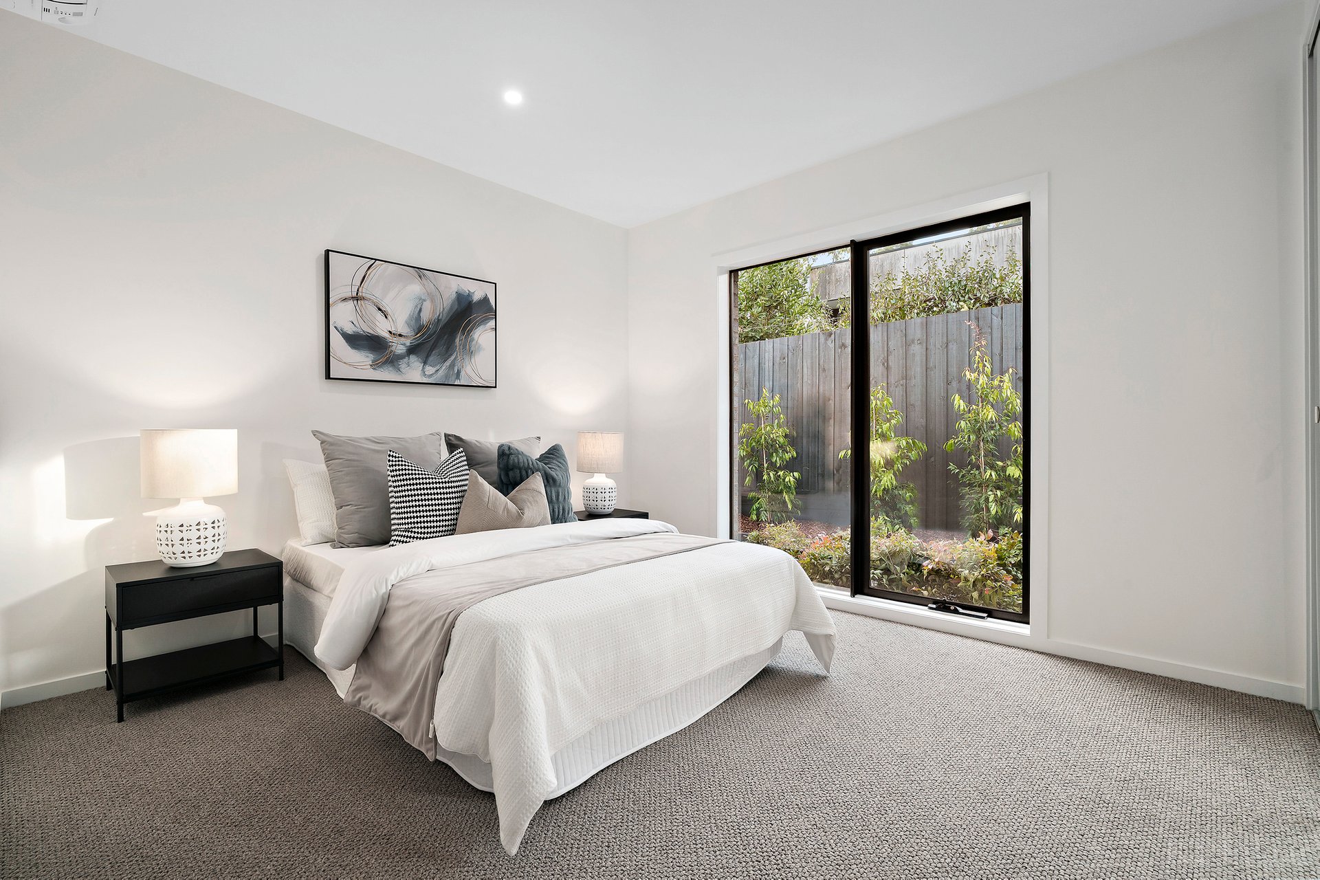 Property Gallery Thumbnail 8