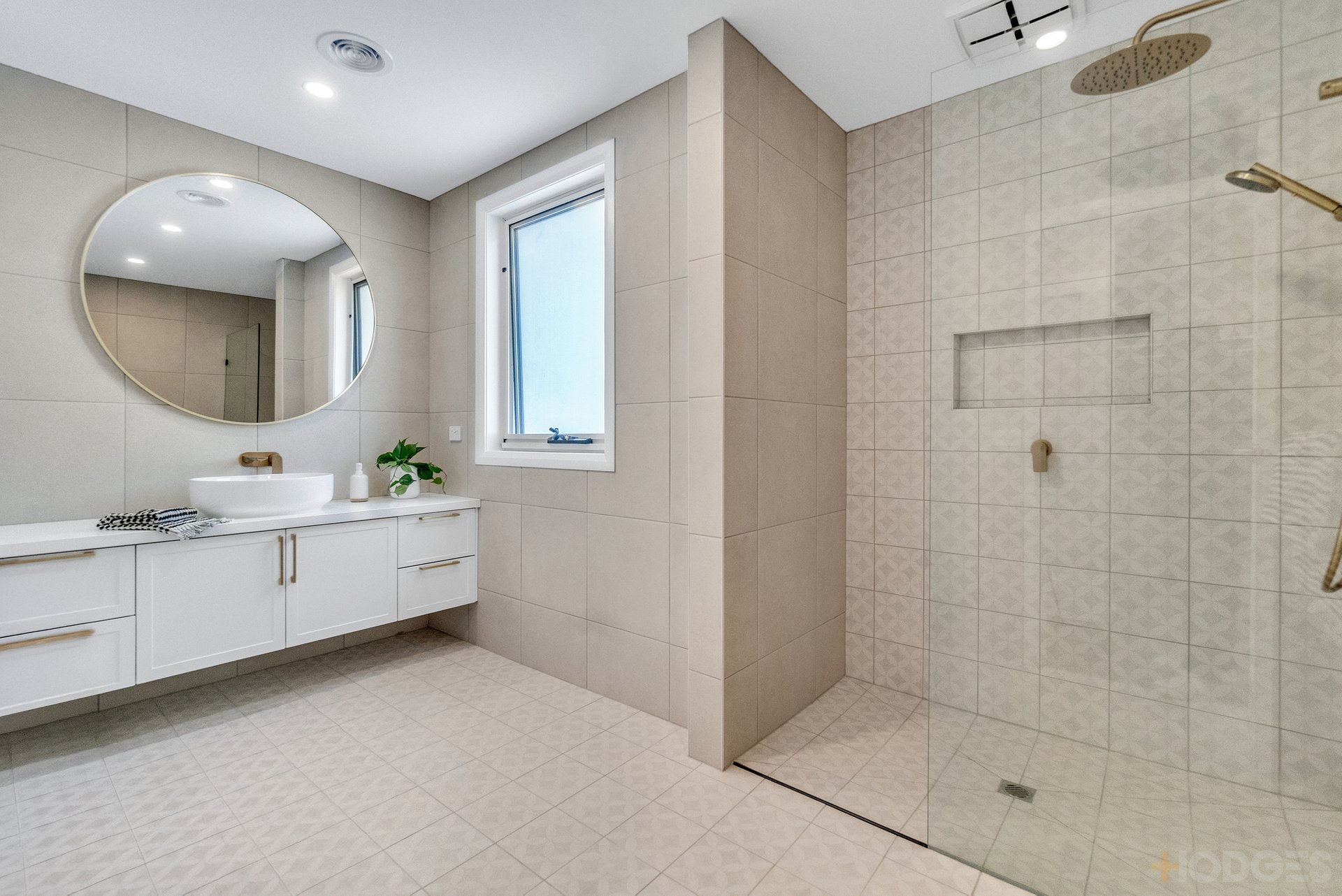35B James Avenue Aspendale