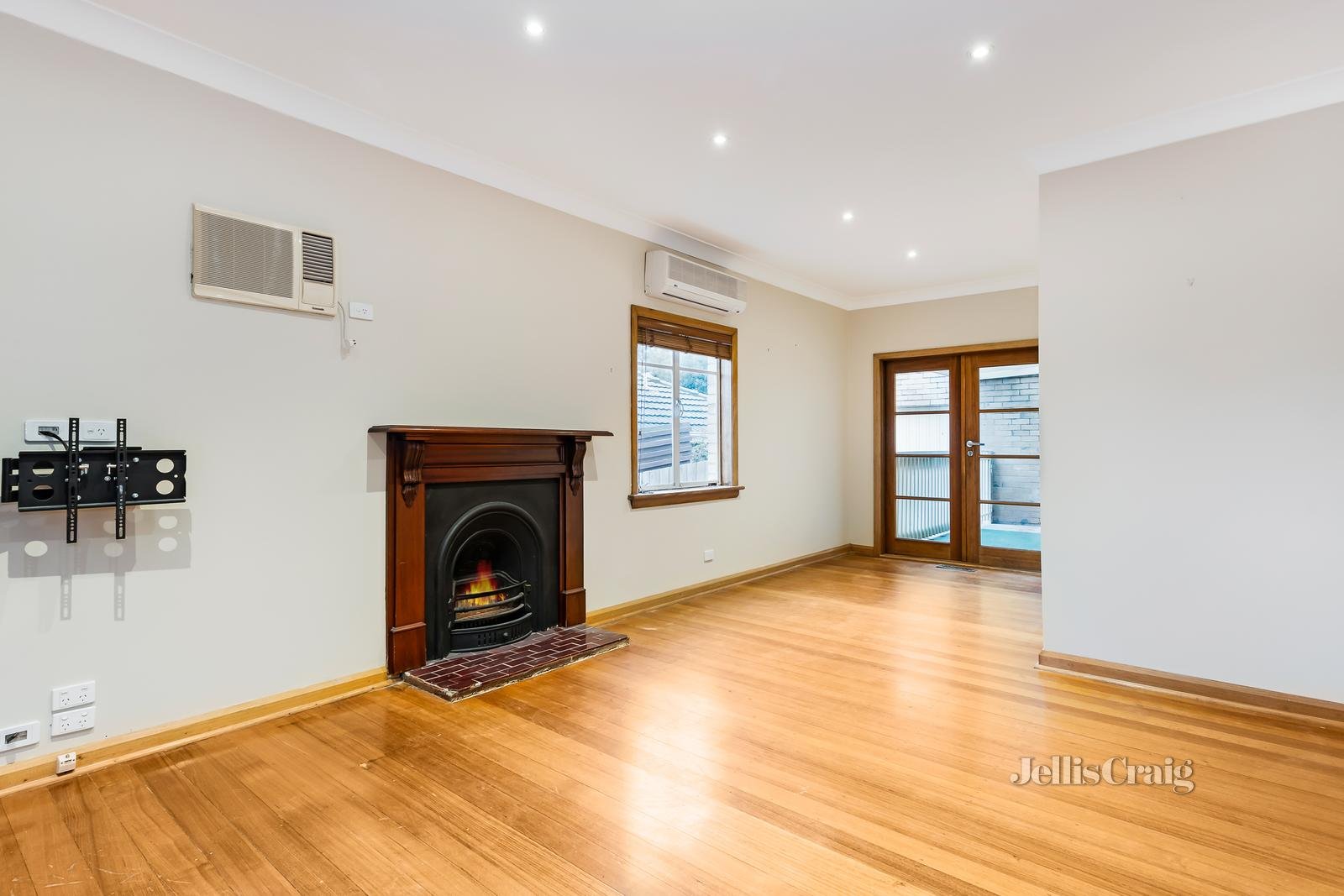 36 Alice Street, Mount Waverley image 3