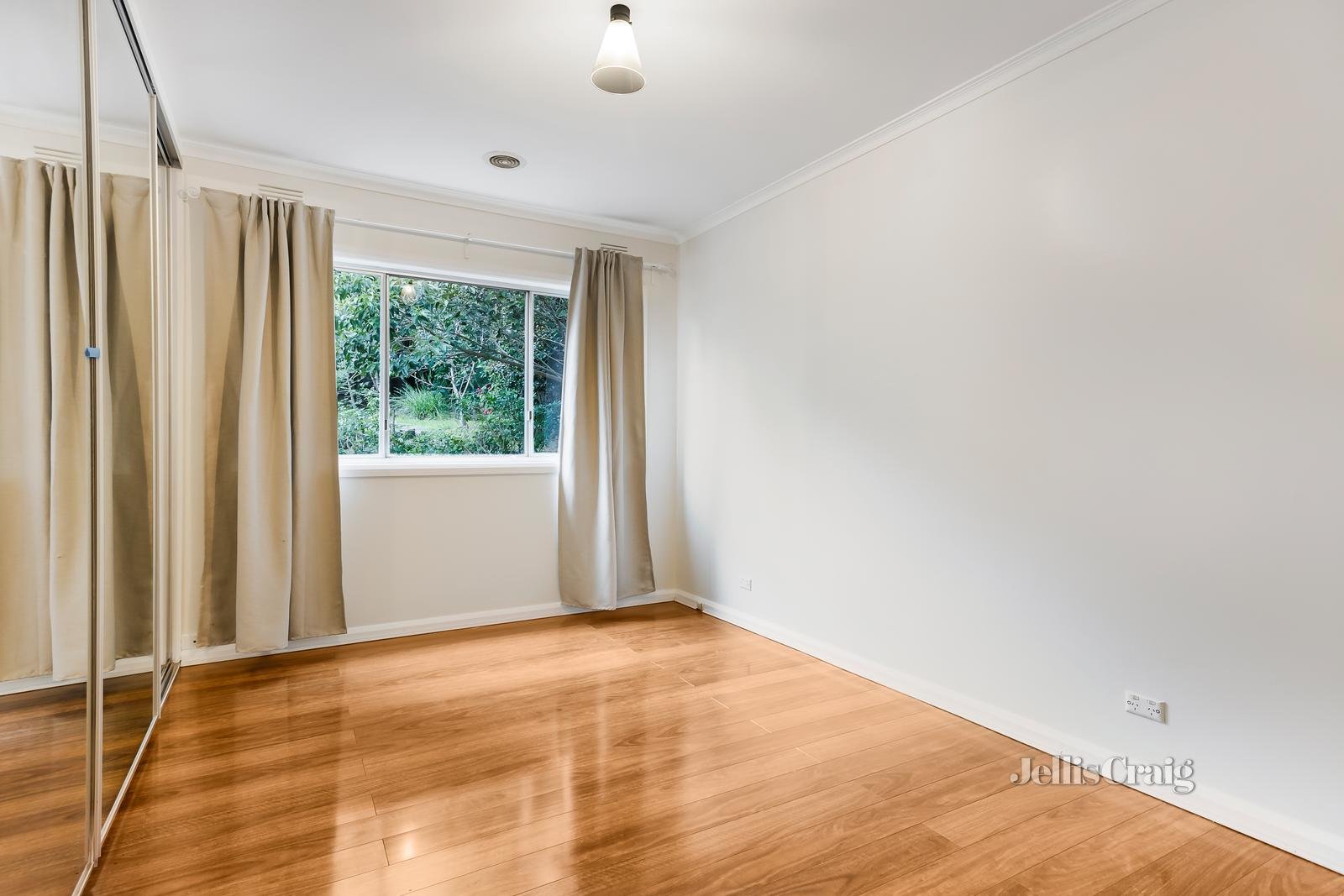 36 Alice Street, Mount Waverley image 6
