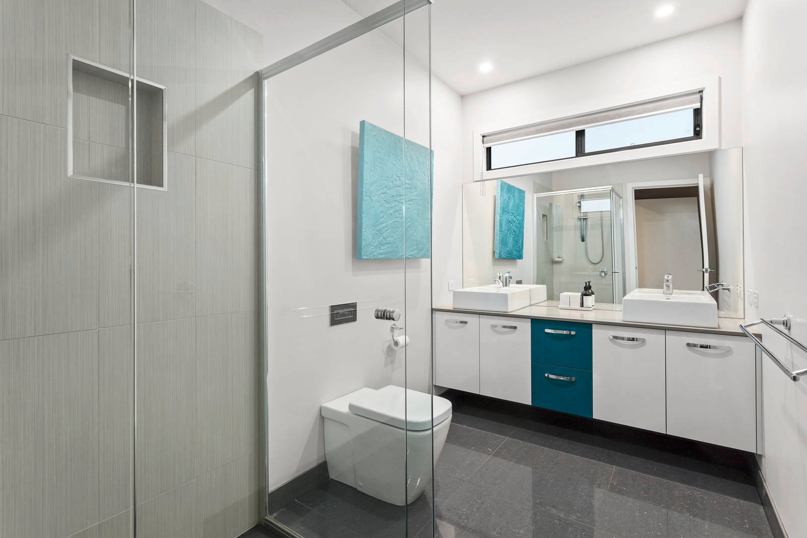 Property Gallery Thumbnail 8