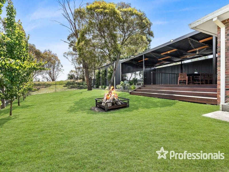 36 Barker Drive, Mooroolbark image 17