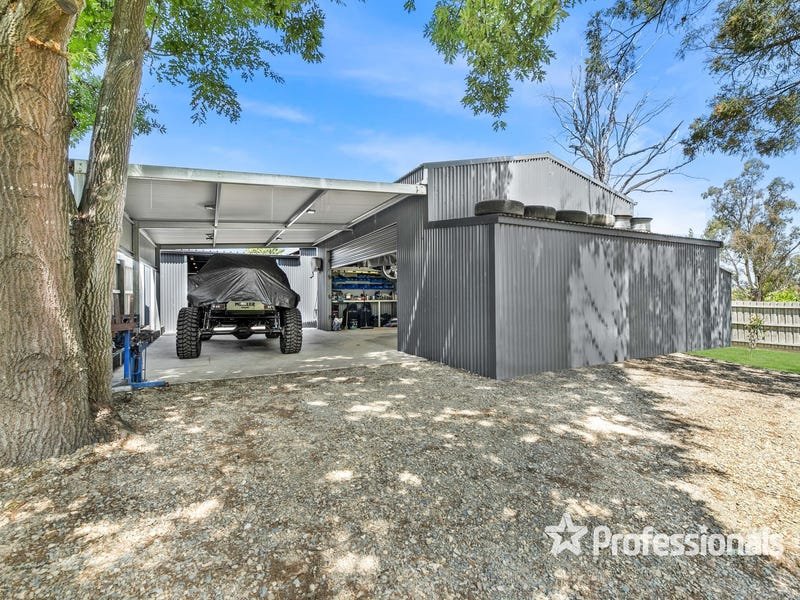 36 Barker Drive, Mooroolbark image 20