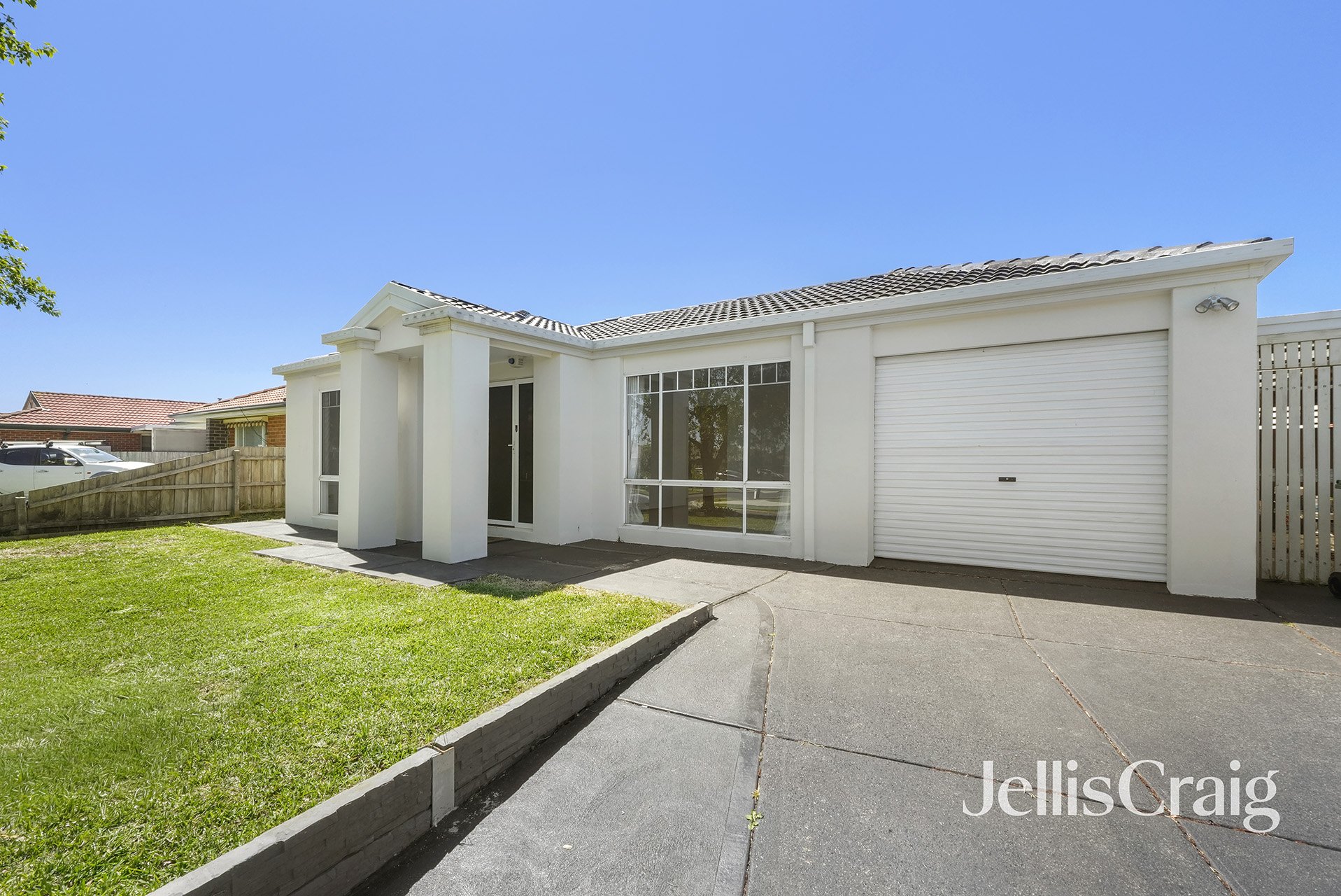 36 Bellarine Drive, Cranbourne image 1