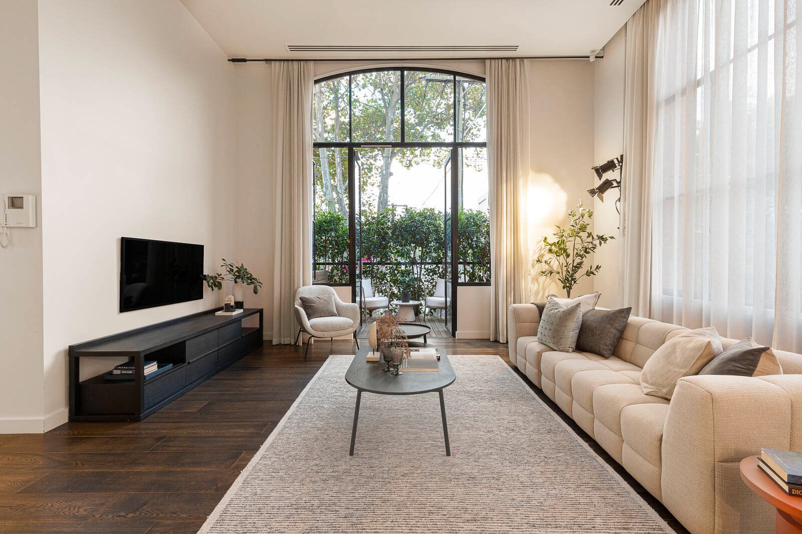 Property Gallery Thumbnail 2