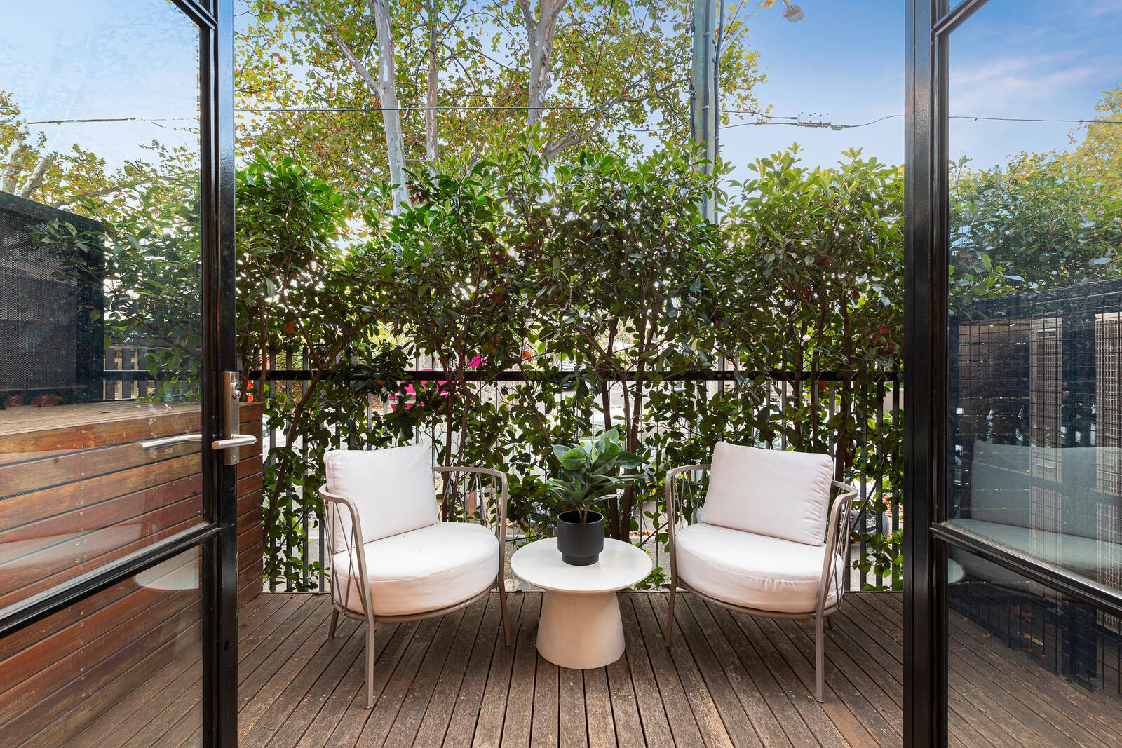 Property Gallery Thumbnail 12