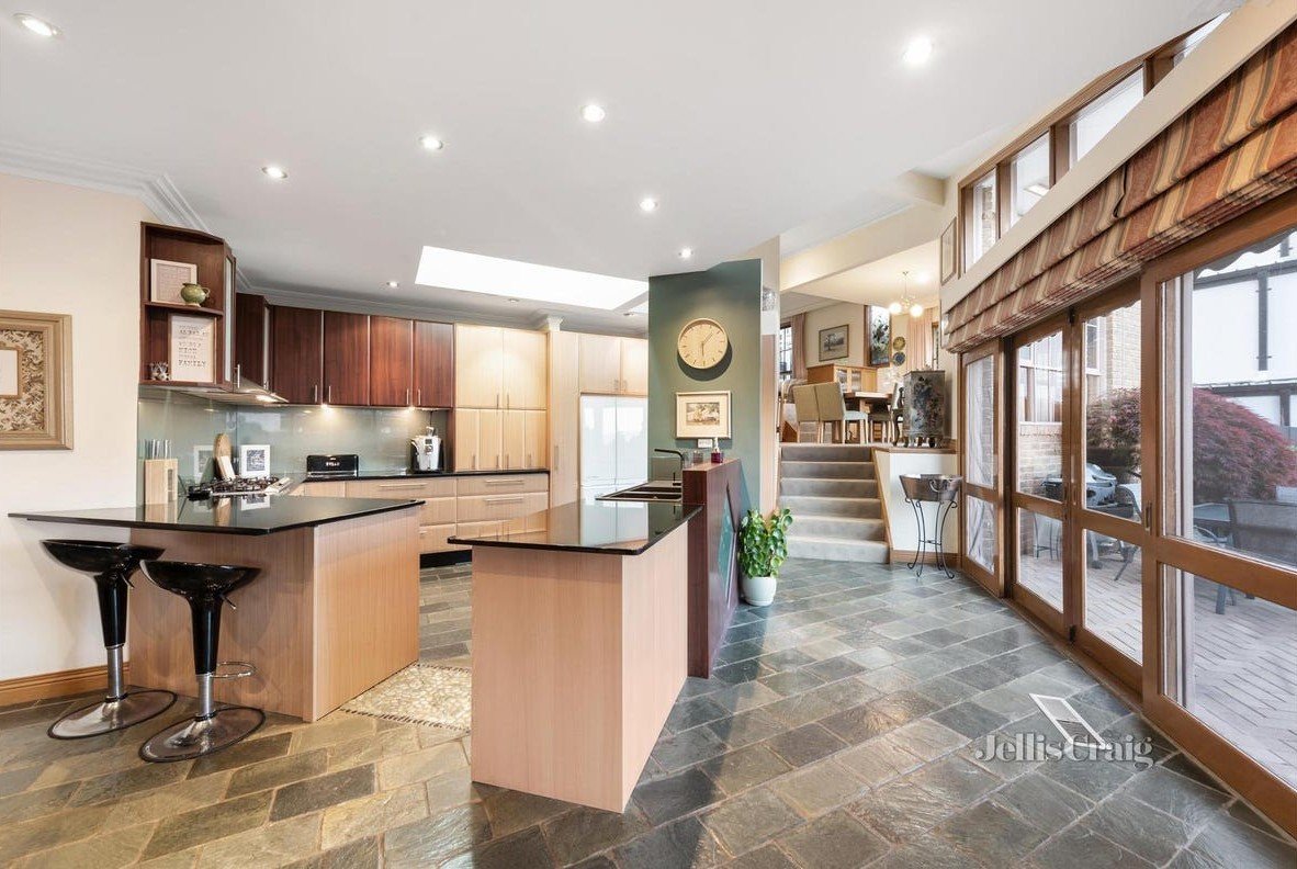 36 Brazilia Drive, Glen&nbsp;Waverley image 4