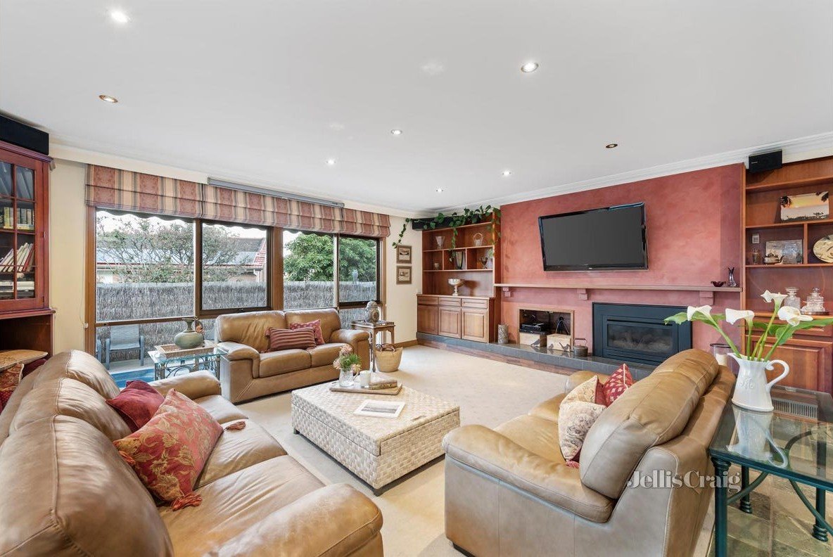 36 Brazilia Drive, Glen&nbsp;Waverley image 2