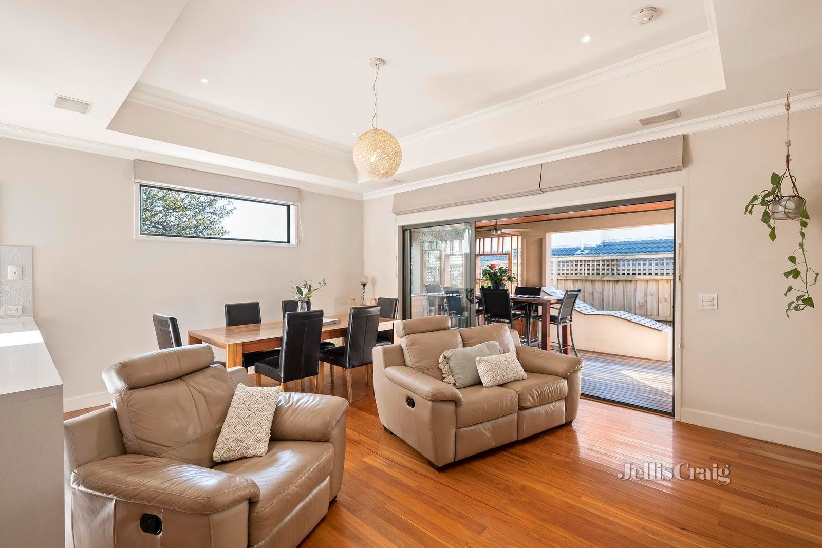 3/6 Bridges Avenue, Mooroolbark image 3