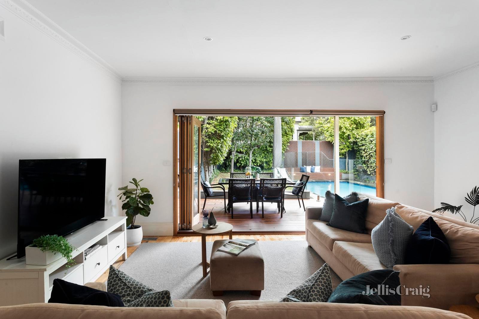 36 Brinsley Road, Camberwell image 3