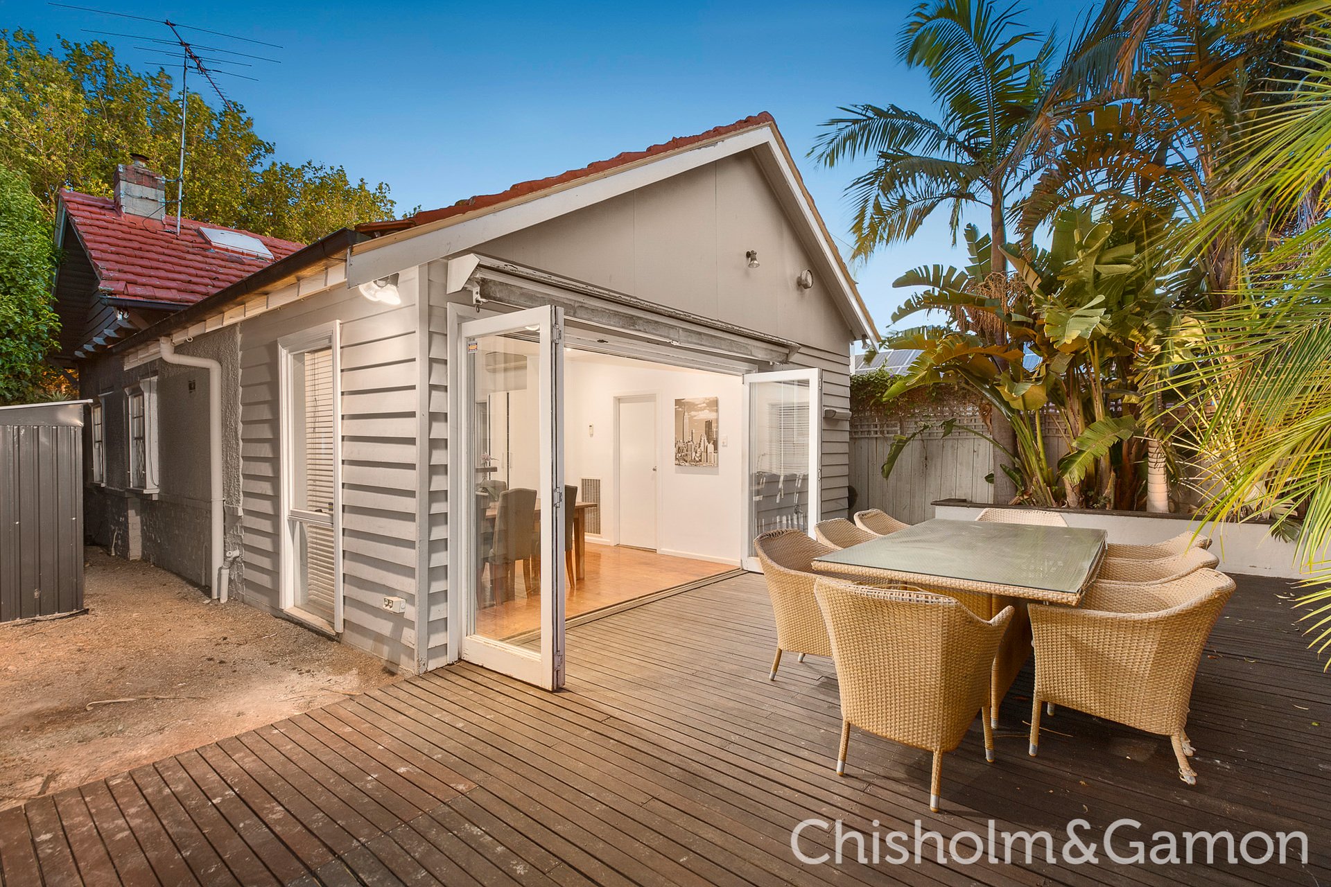 36 Broadway, Elwood image 10