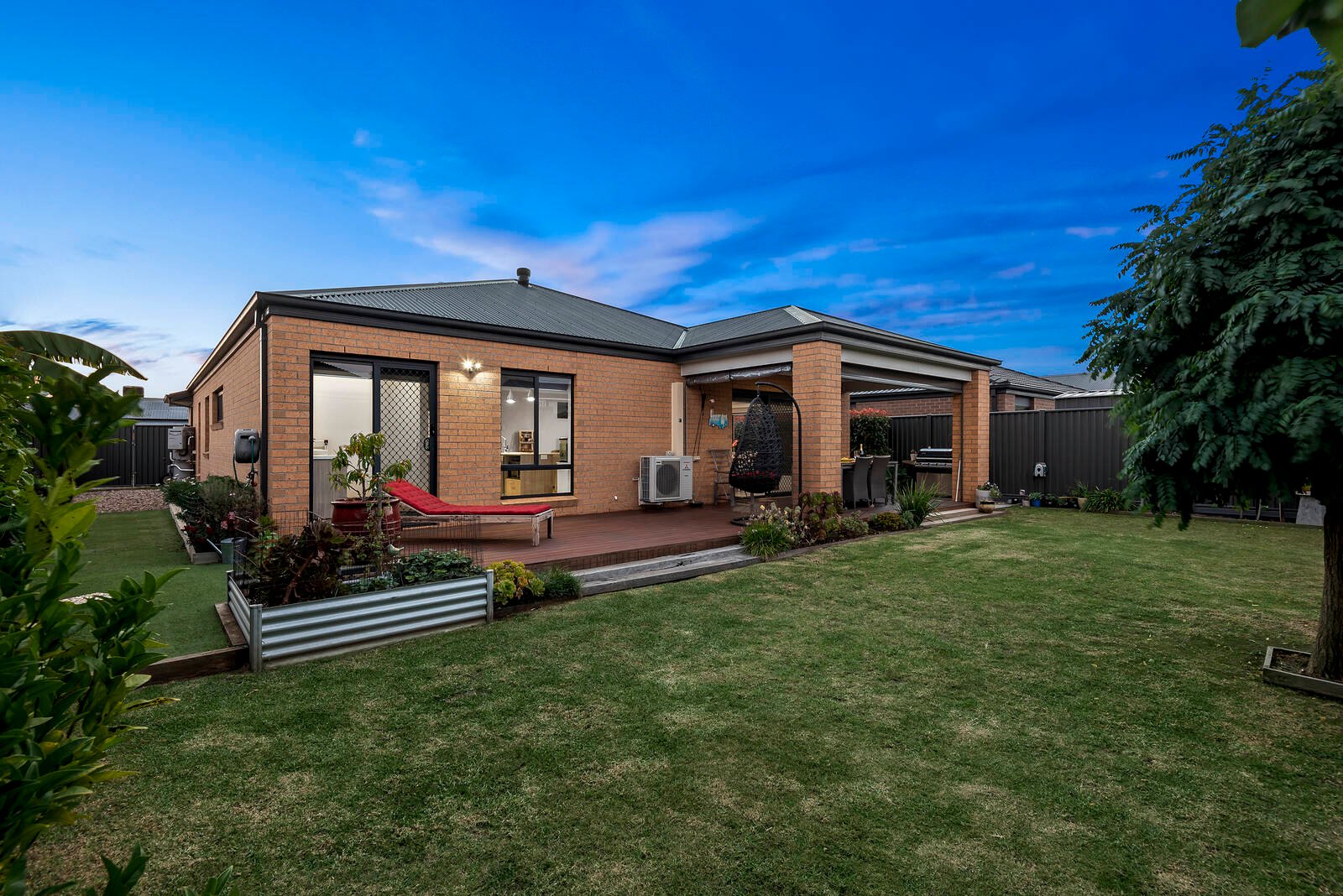 Property Gallery Thumbnail 11