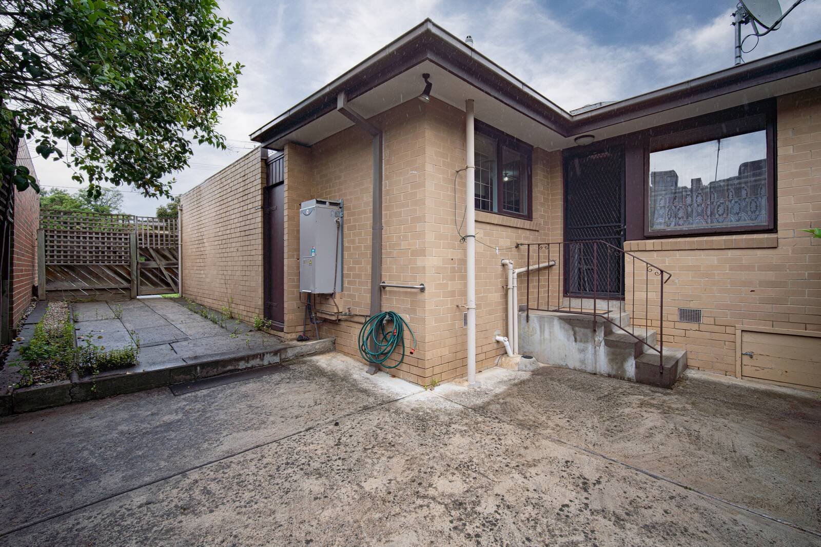 Property Gallery Thumbnail 9