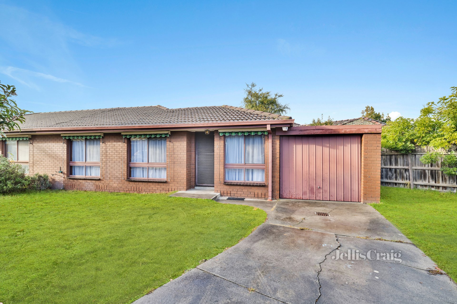 3/6 Burton Avenue, Clayton image 1