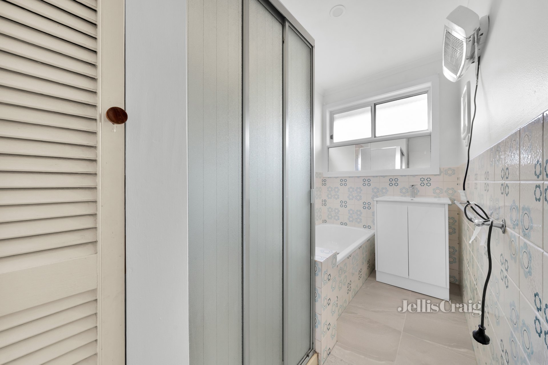 3/6 Burton Avenue, Clayton image 5