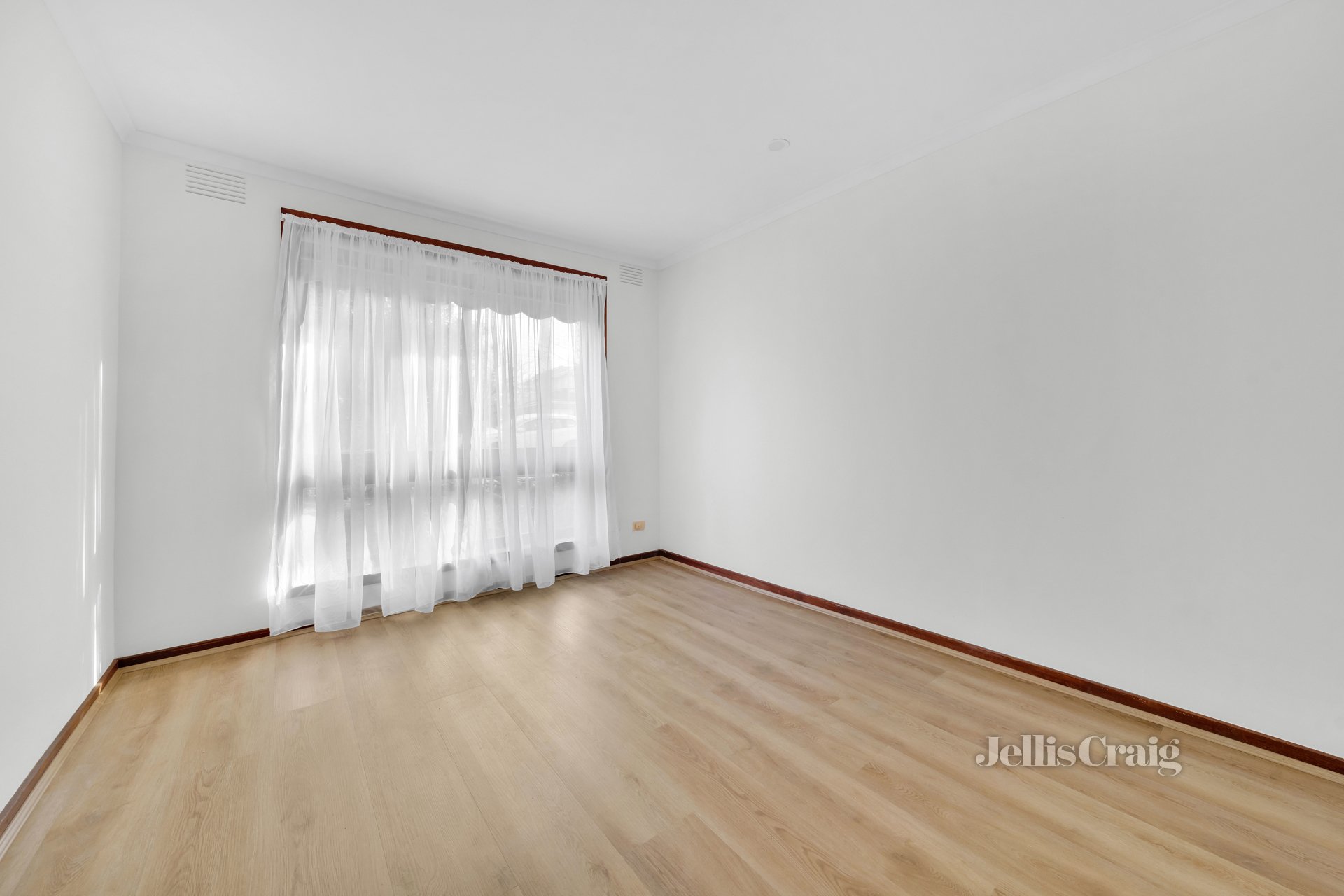 3/6 Burton Avenue, Clayton image 3