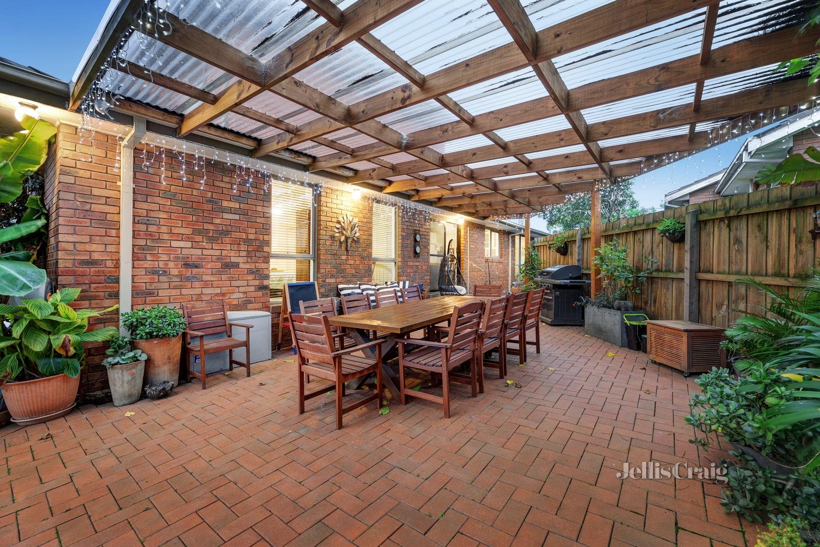 36 Capital Avenue, Glen Waverley image 12