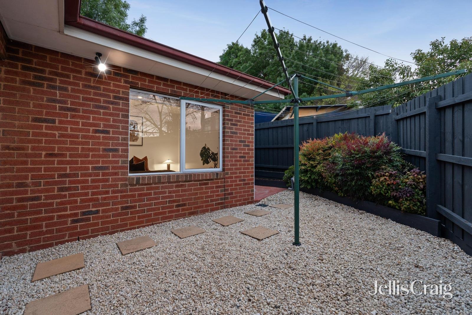 3/6 Cardigan Road, Mooroolbark image 12
