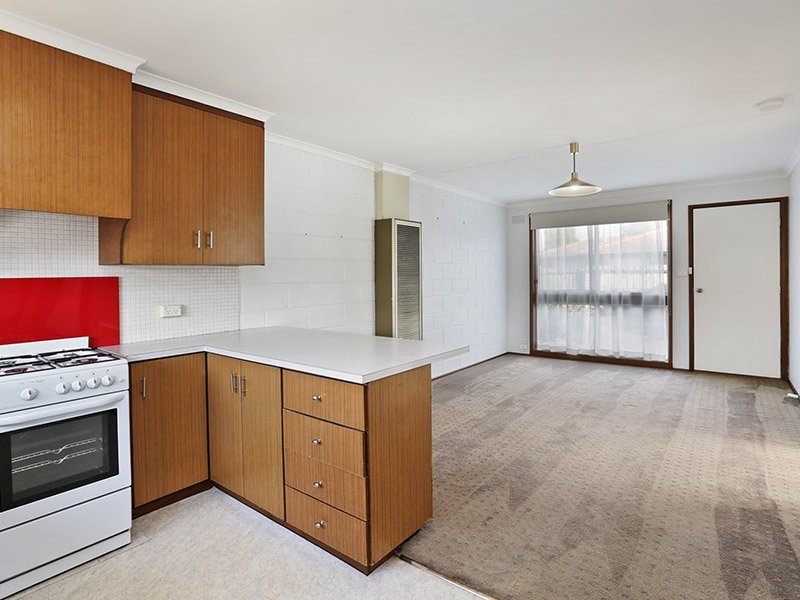 3/6 Casaceli Court, Whittington image 4