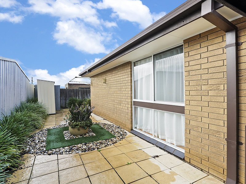 3/6 Casaceli Court, Whittington image 8