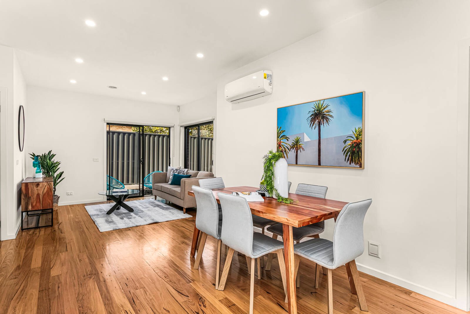 Property Gallery Thumbnail 16