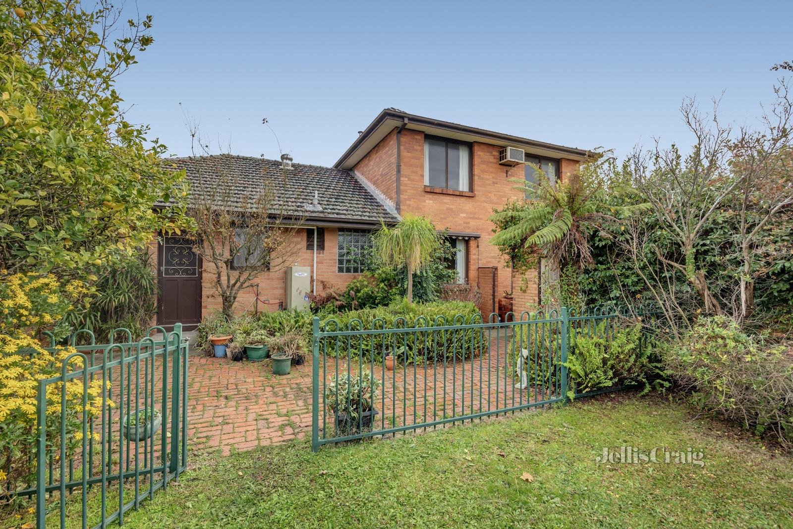 36 Chesterville Drive, Bentleigh East image 8