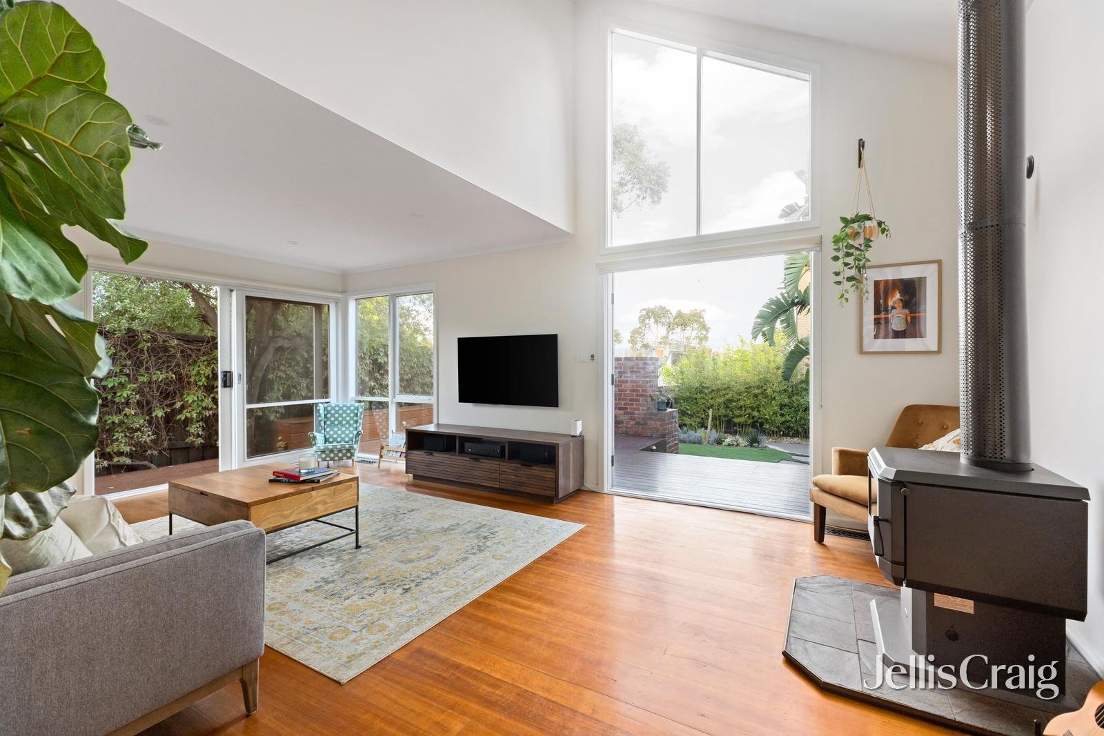 36 Cobden Street, Kew image 3