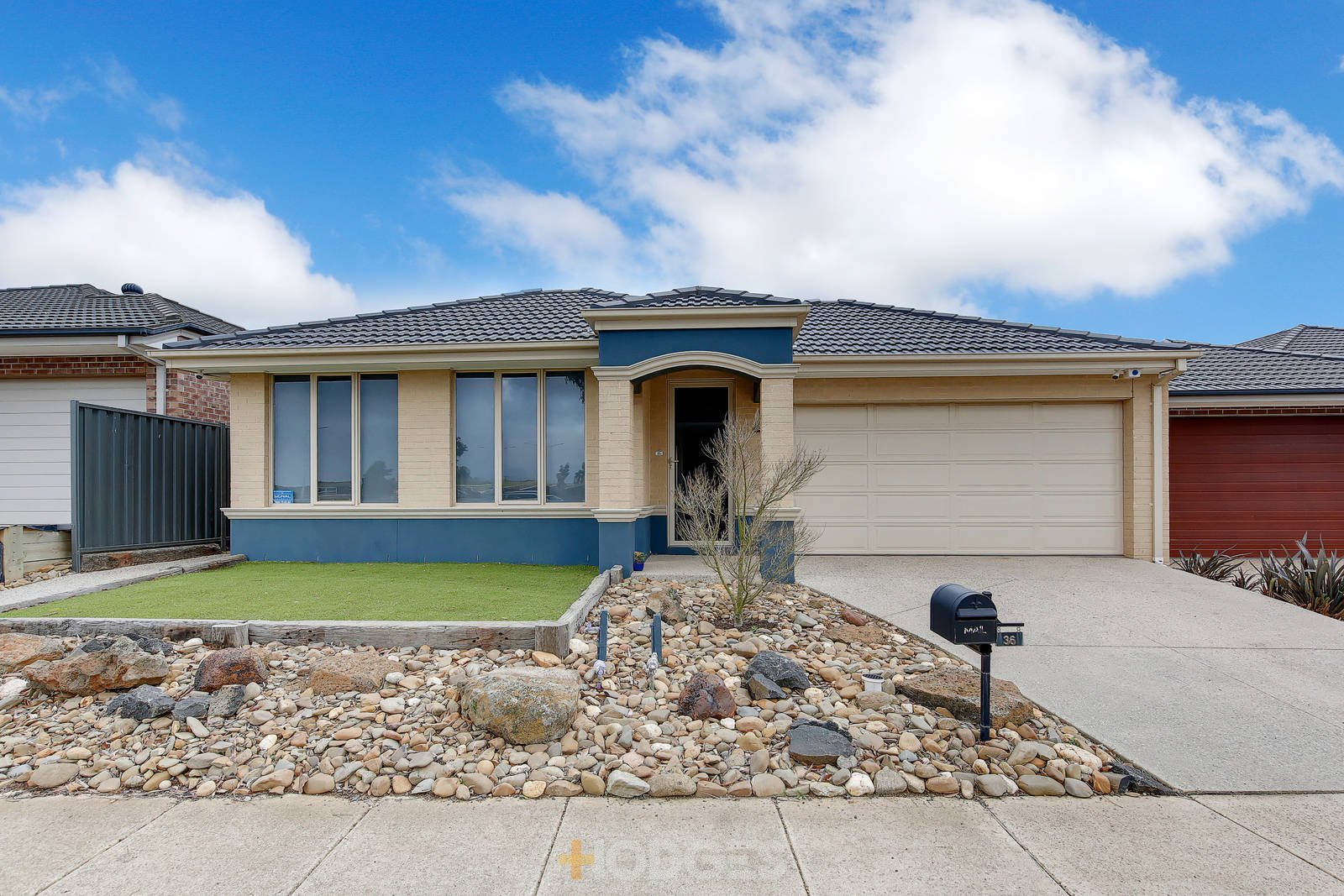 36 Creekside Boulevard Manor Lakes