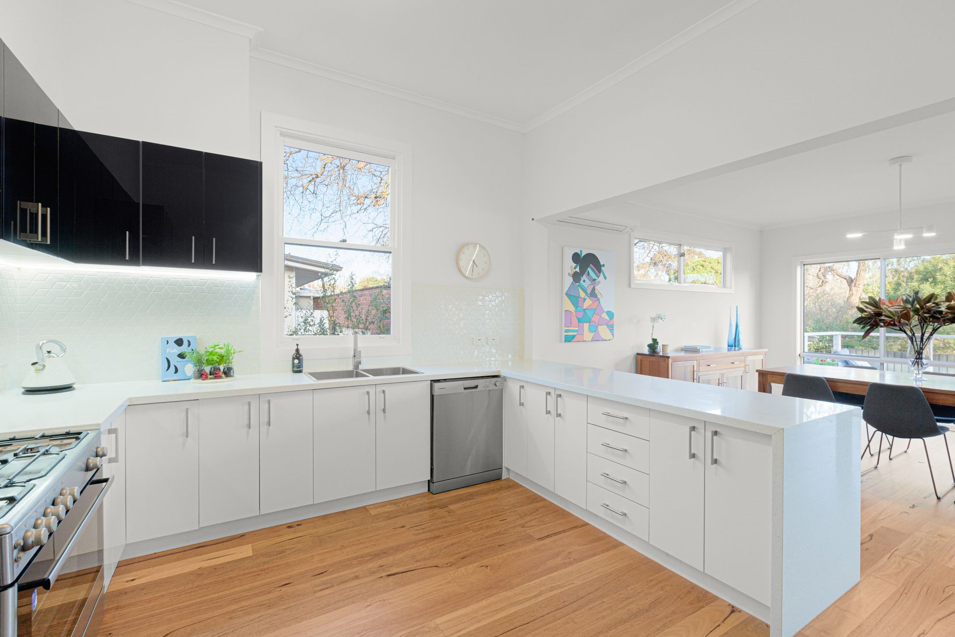 36 Croydon Road, Surrey&nbsp;Hills image 5