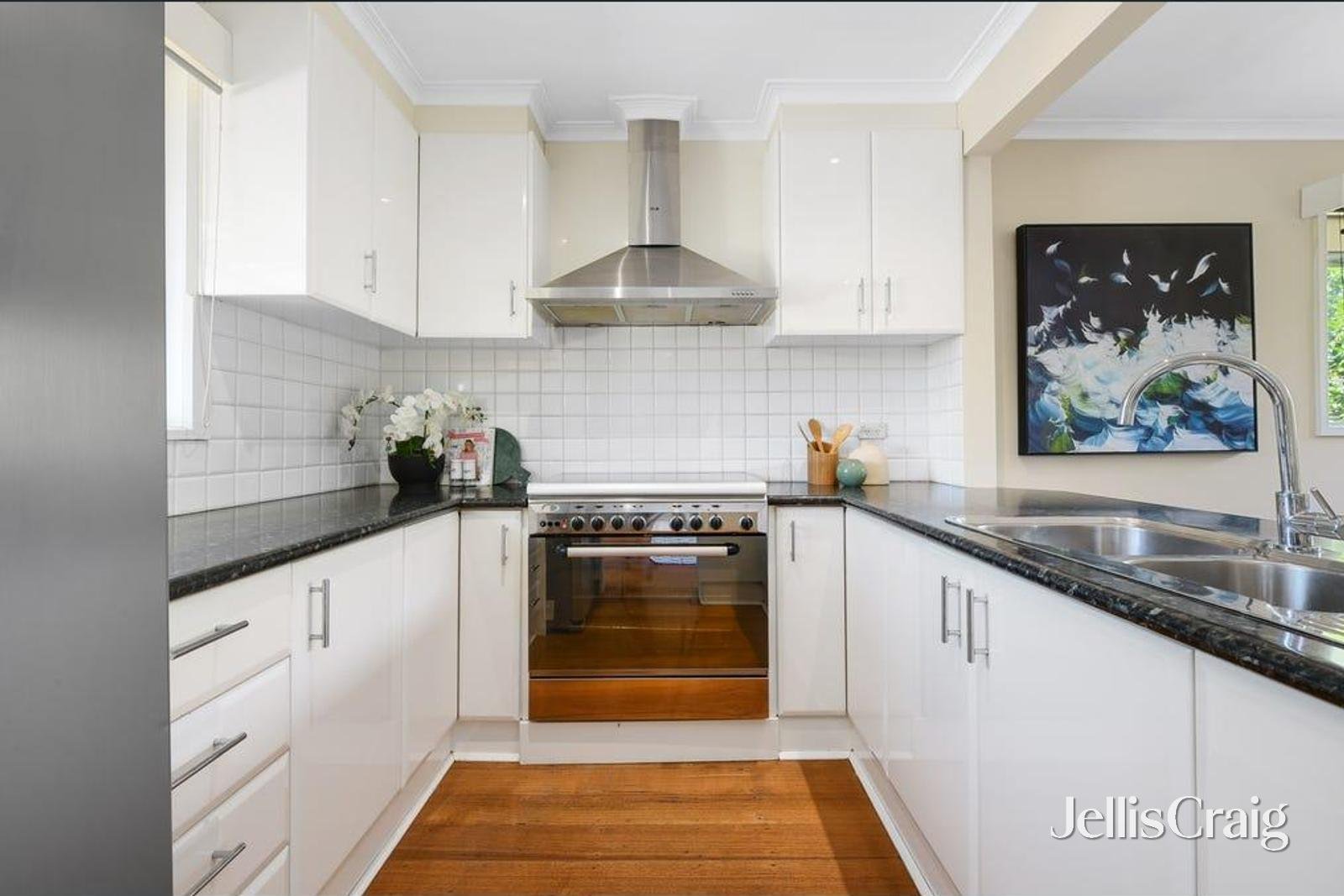 36 Darbyshire Road, Mount&nbsp;Waverley image 6