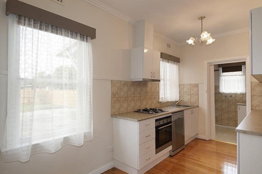 36 East Boundary Road, Bentleigh East image 3
