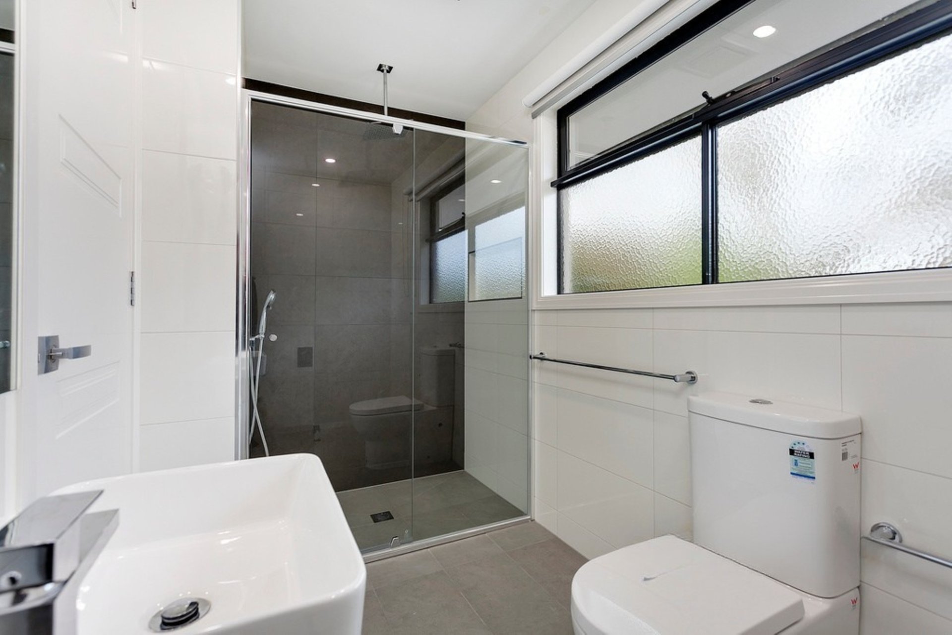 3/6 Eve Court, Forest Hill image 7