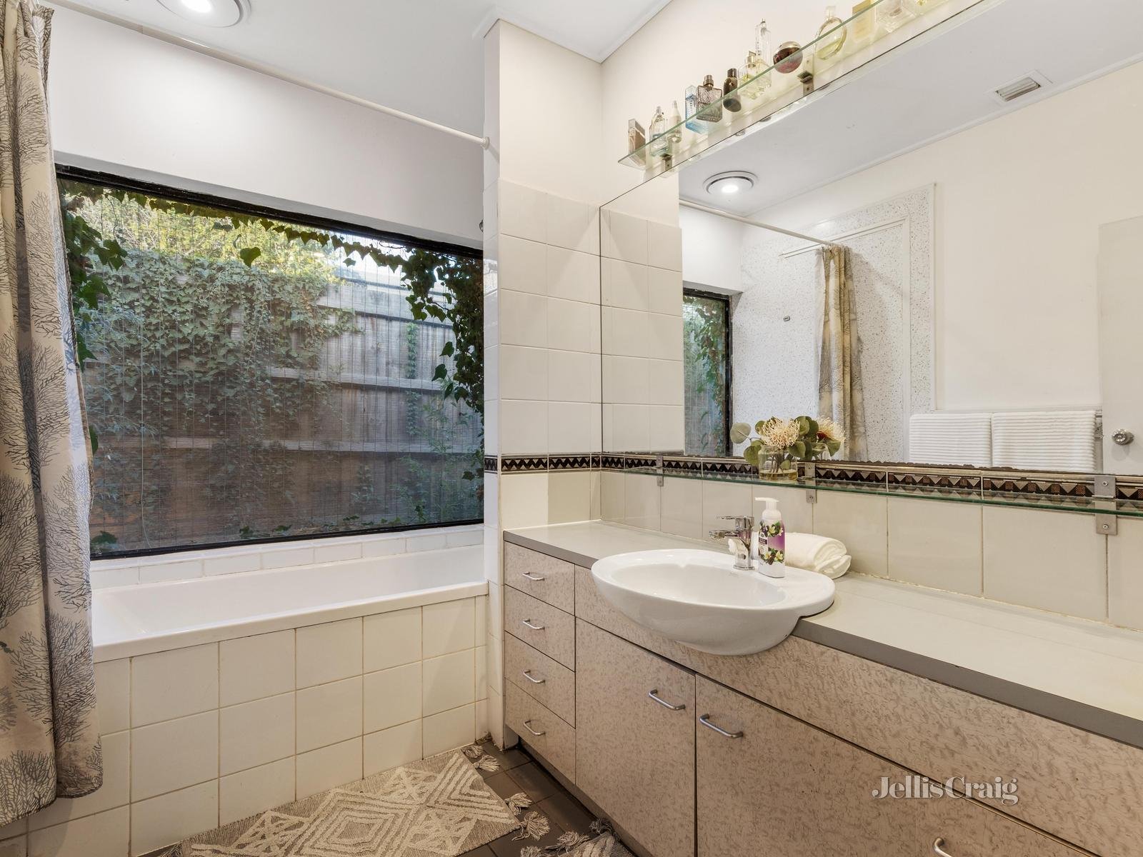 36 Ferdinand Avenue, Balwyn North image 8