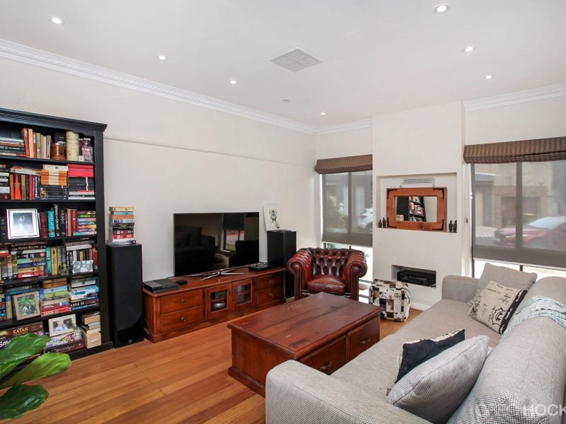 36 Franklin Street, Newport image 2