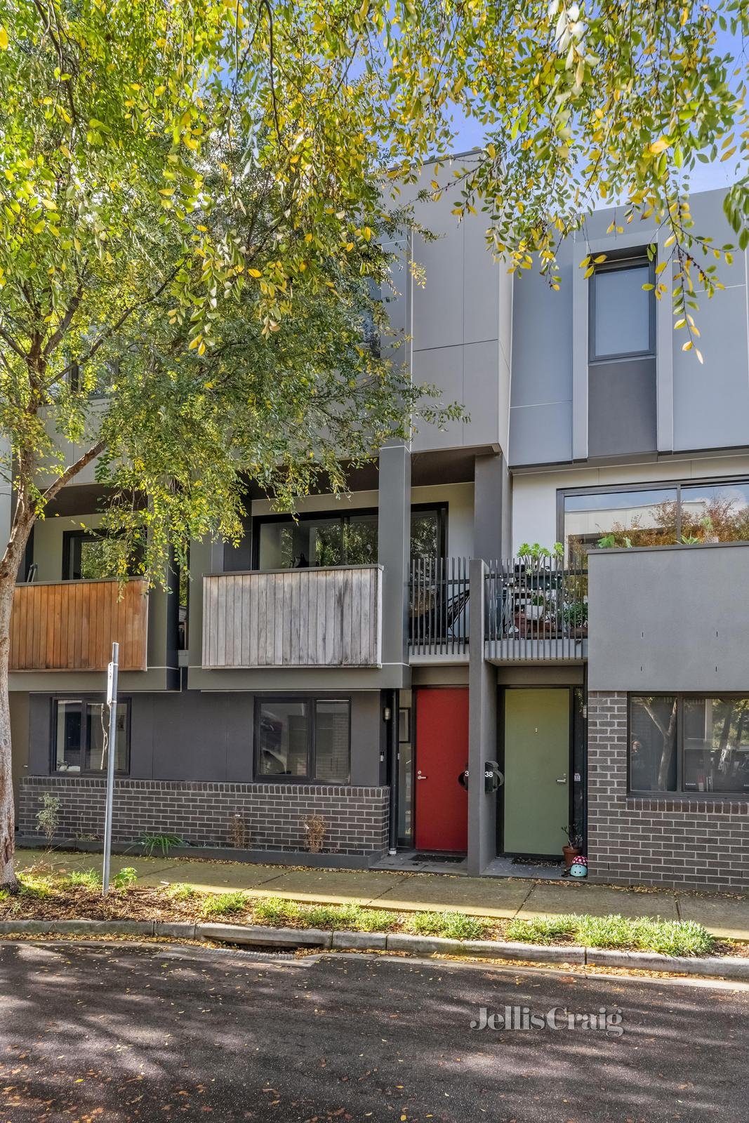 36 Gear Street, Brunswick East image 2