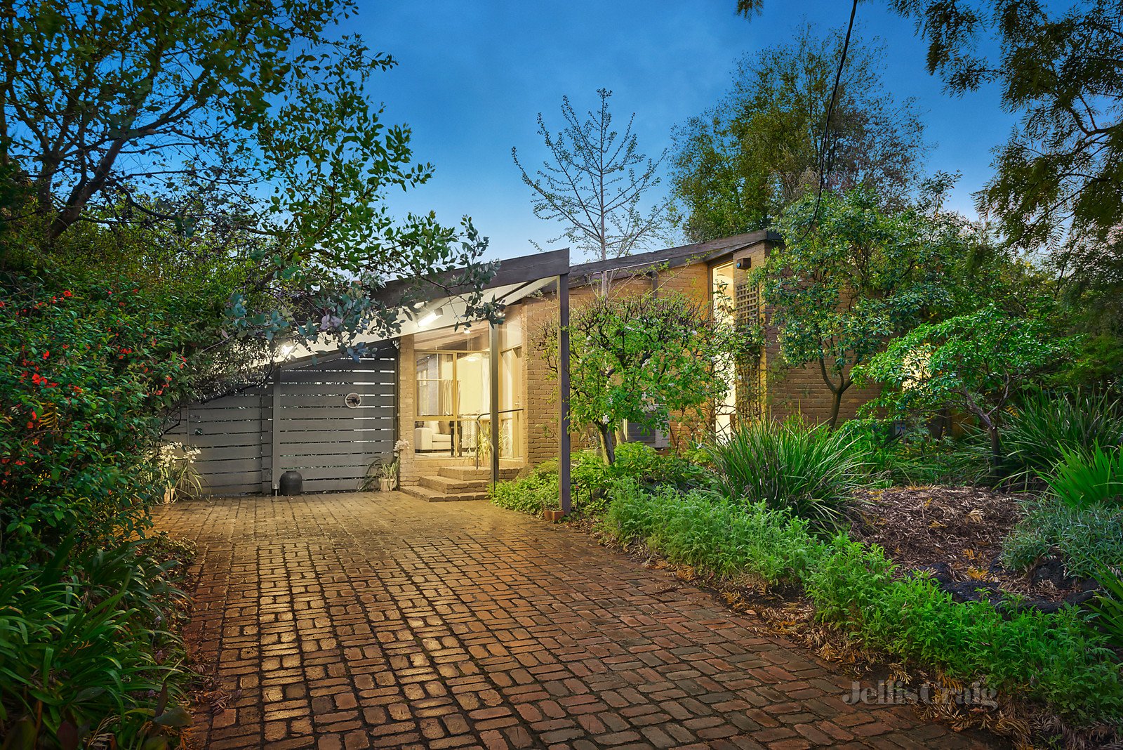 36 Hardwicke Street, Balwyn image 2