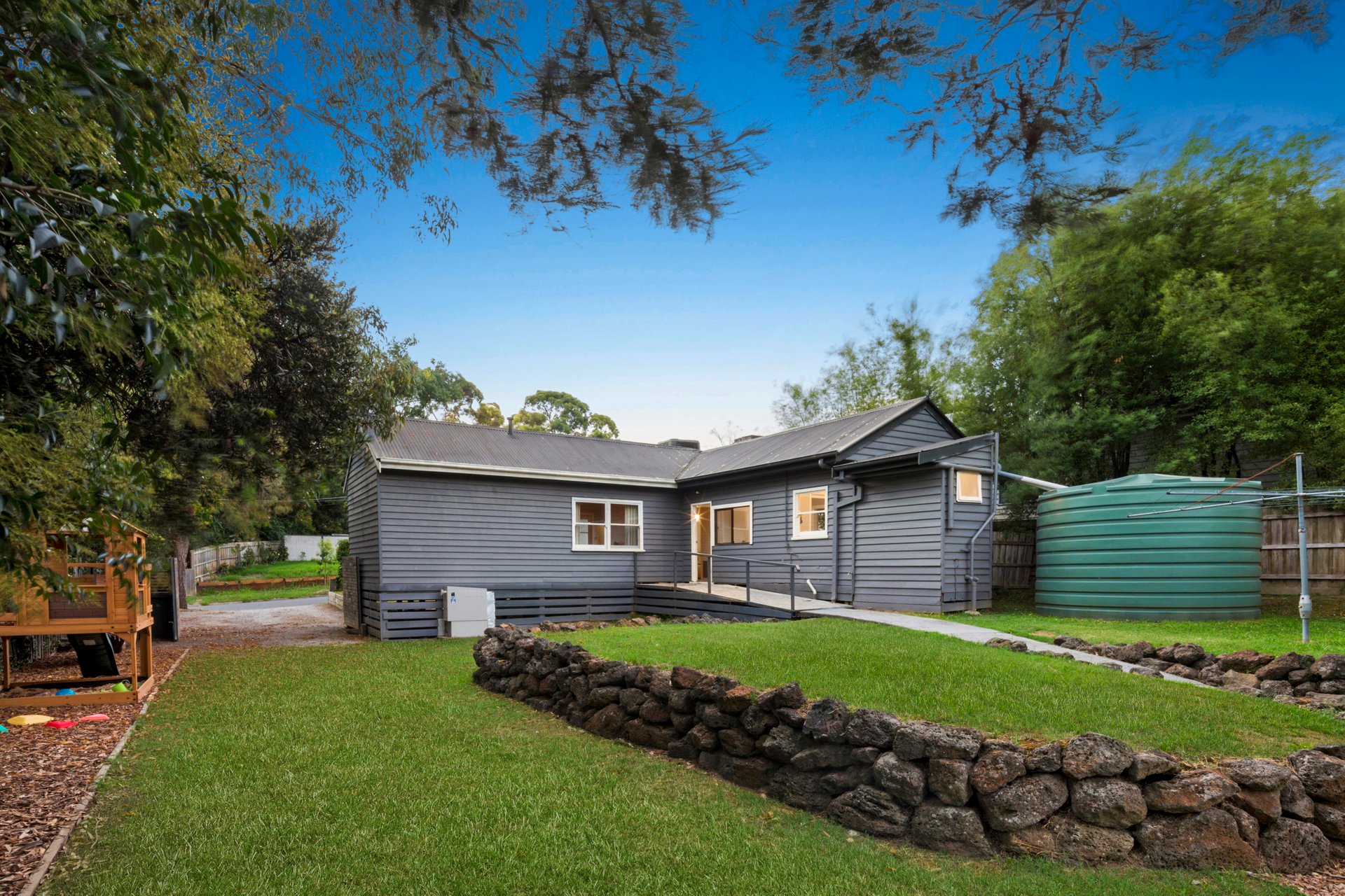 36 Heathwood Street, Ringwood East image 9