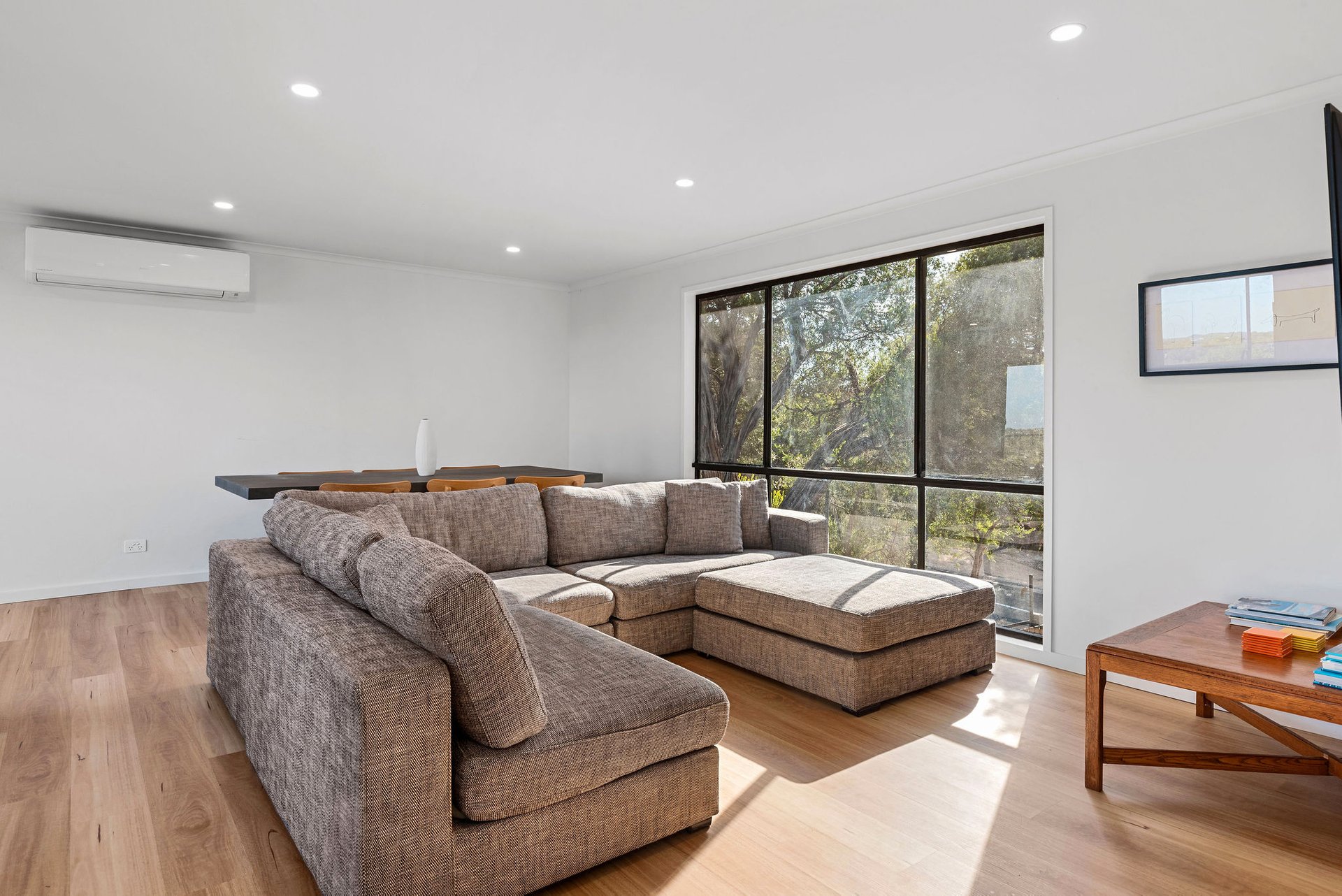 36 Hogan Drive, Rye image 2