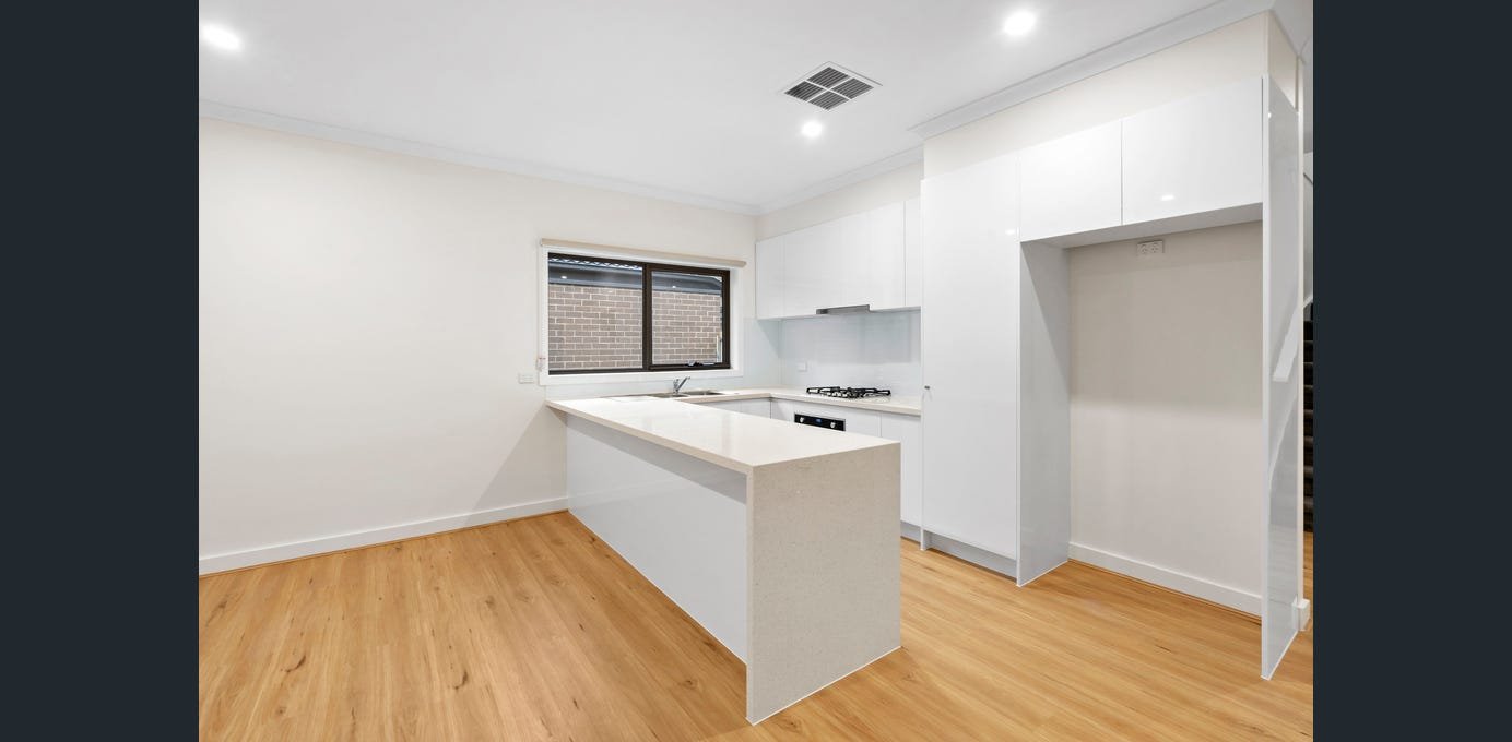 3/6 James Avenue, Mitcham image 3