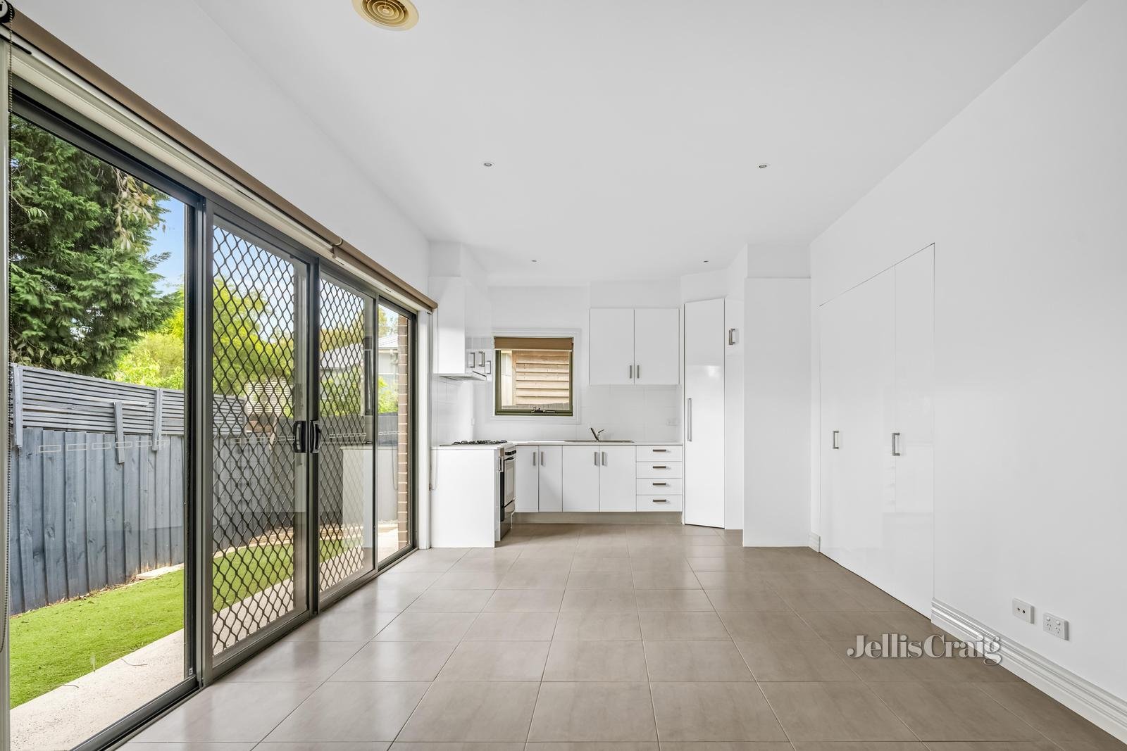 3/6 Jolley Street, Brunswick West image 4