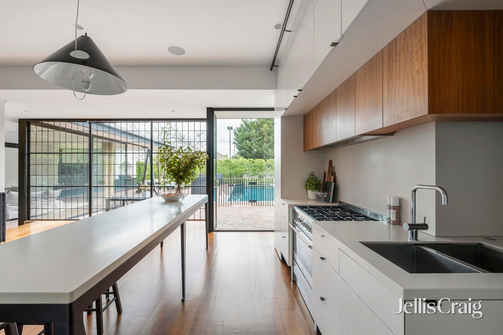 36 Kooyongkoot Road, Hawthorn image 12