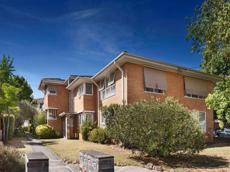 3/6 Leopold Crescent, Mont Albert image 1