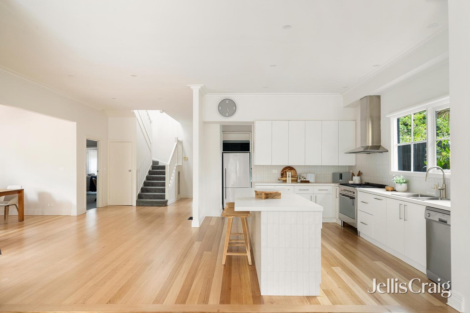 36 Lubrano Street, Brighton East image 3