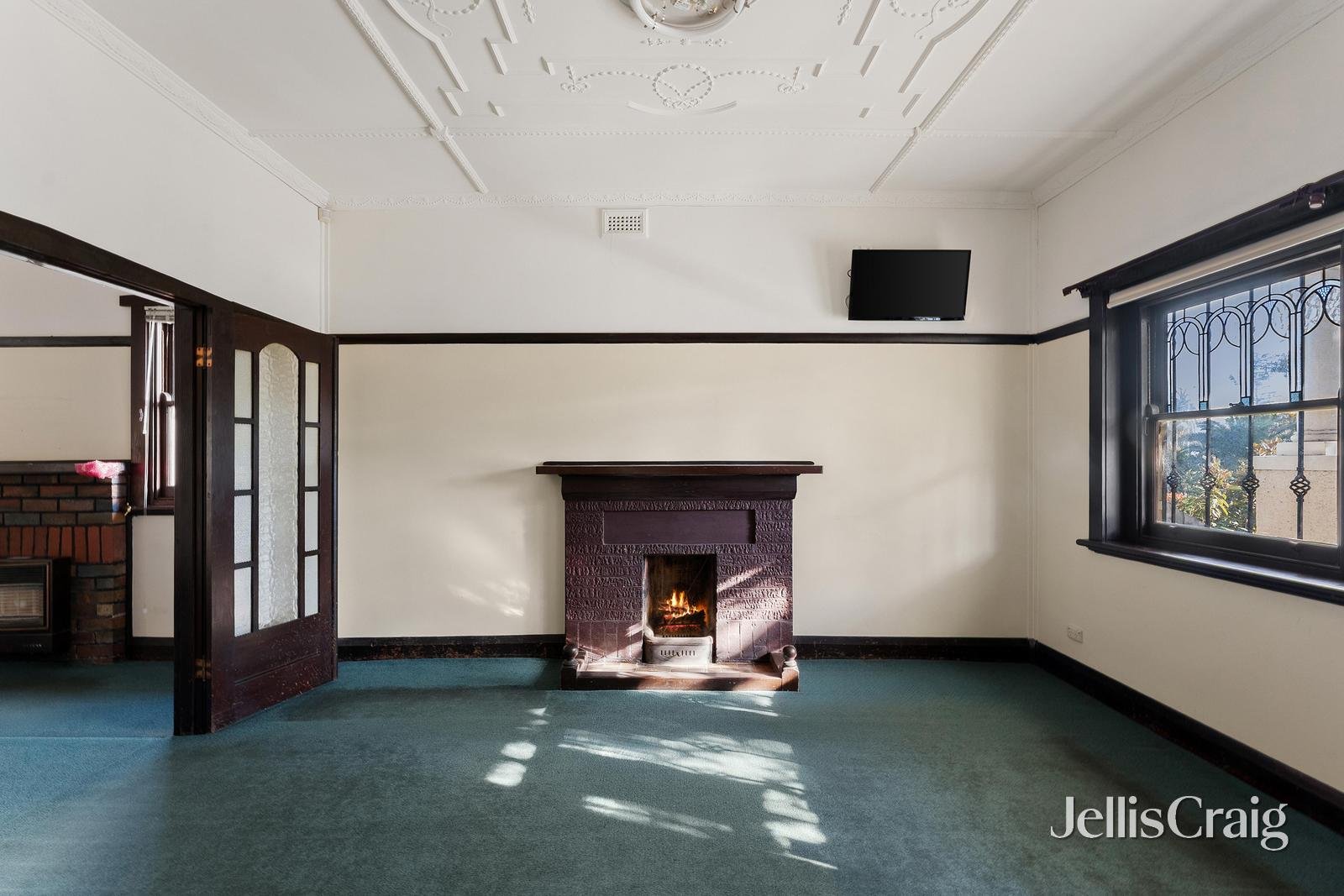 36 Lyons Street, Williamstown image 2