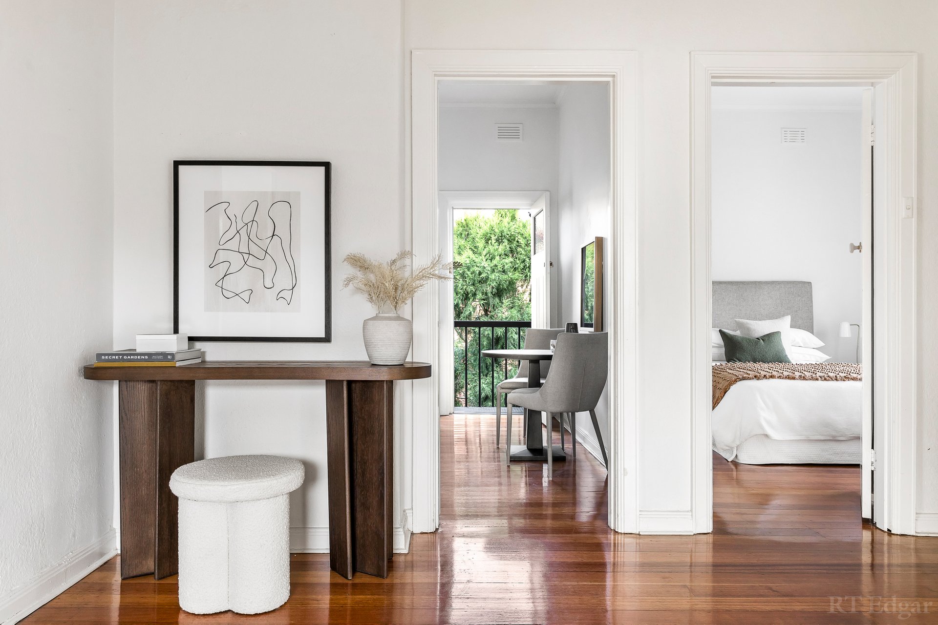 Property Gallery Thumbnail 3