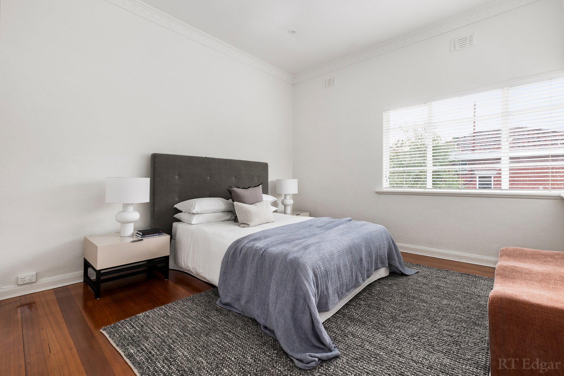 Property Gallery Thumbnail 13