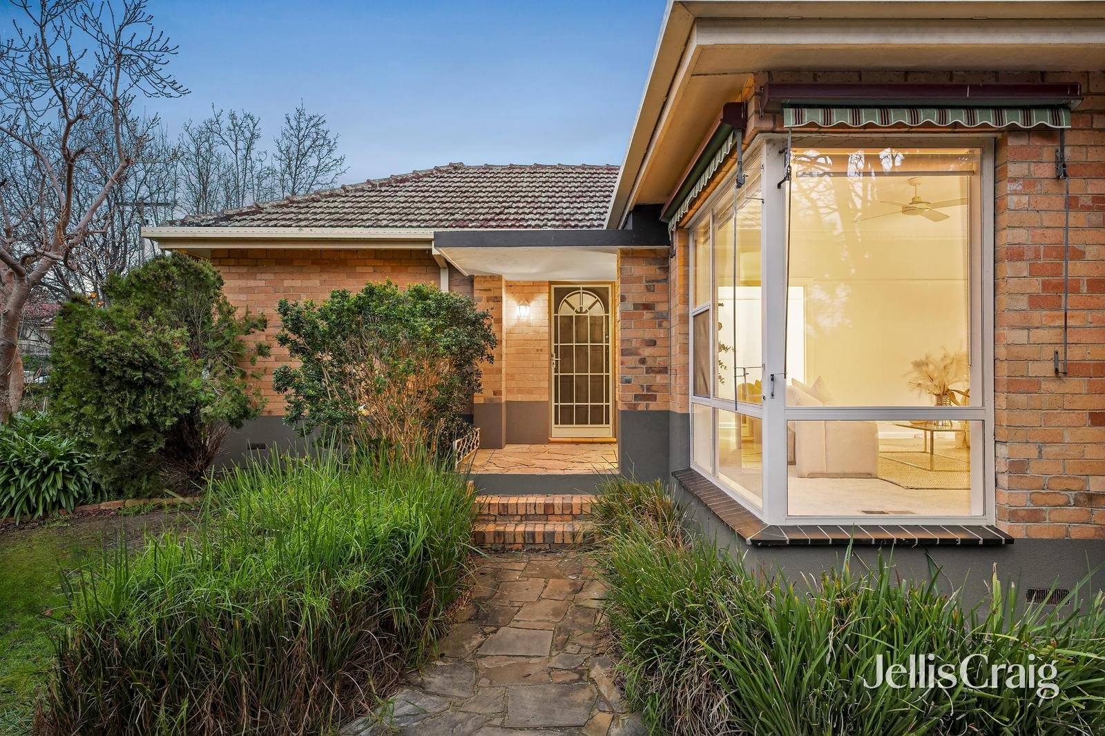 36 Madeline Street, Glen&nbsp;Iris image 2