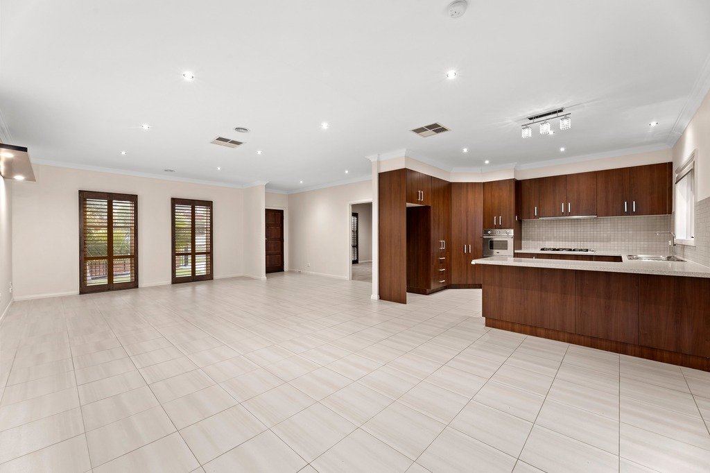 36 Maggs Street, Doncaster East image 3