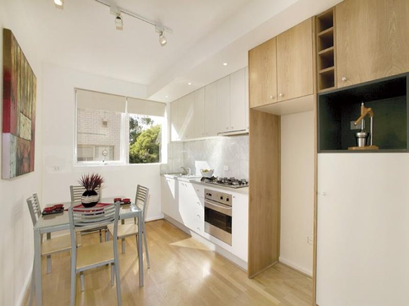 3/6 Maitland Street, Glen Iris image 3