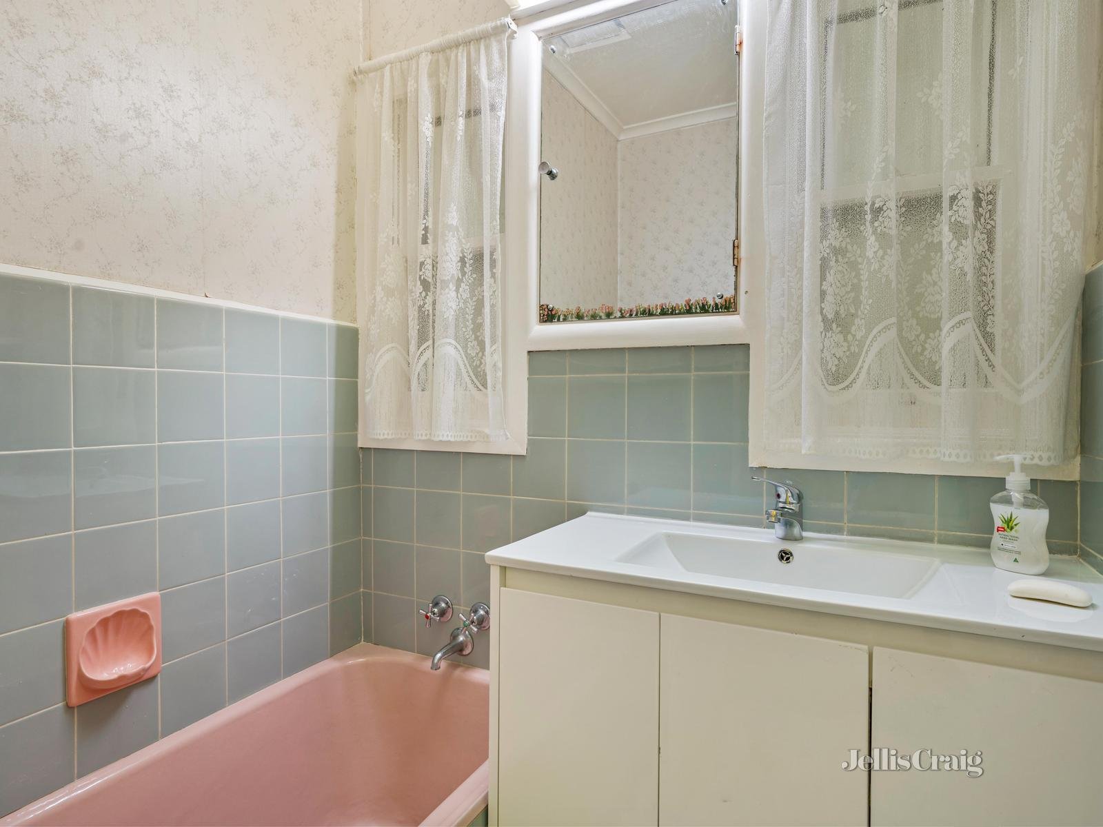 36 Marama Street, Blackburn South image 9